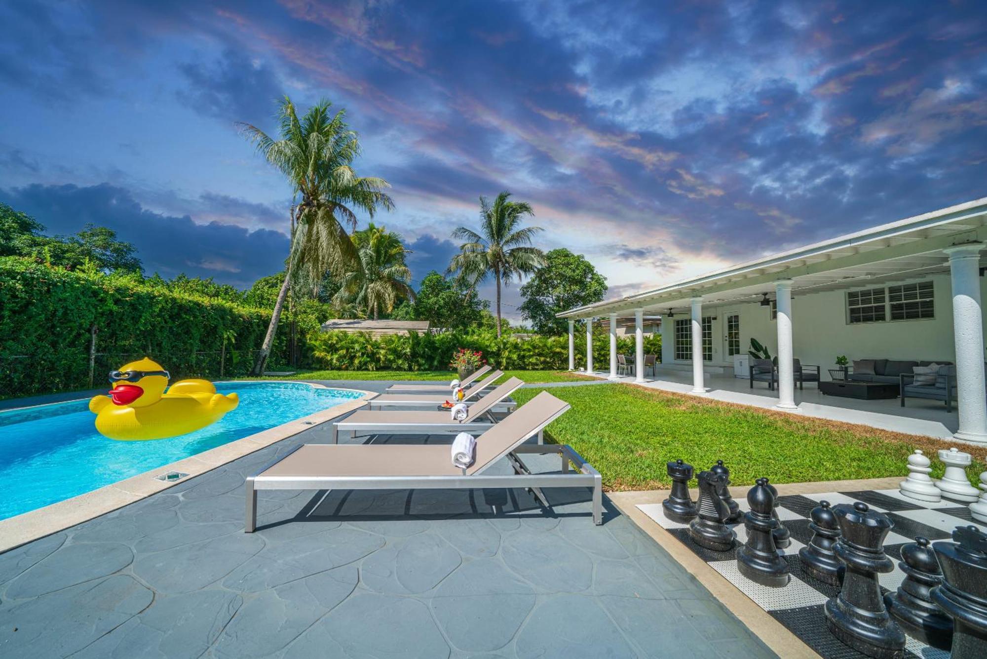 New Tropical Oasis Retreat In Miami Villa Exterior foto
