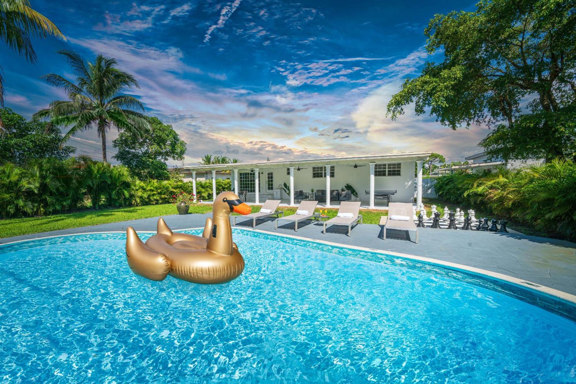New Tropical Oasis Retreat In Miami Villa Exterior foto
